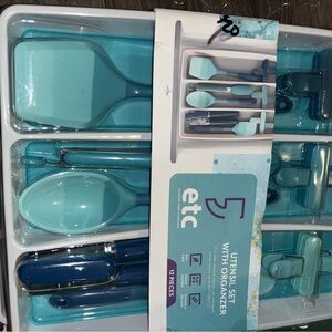 Blue and Teal Utensil Set with Organizer